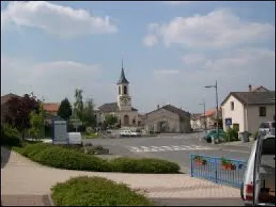 Notre balade commence dans le Grand-Est, à Flévy. Village du pays Messin, il se situe dans le département ...