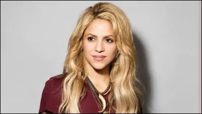 Commençons avec une célèbre chanteuse, Shakira. Il y a un nom d'animal dans cette liste ci-dessous qui ressemble à son nom. Trouve-le.