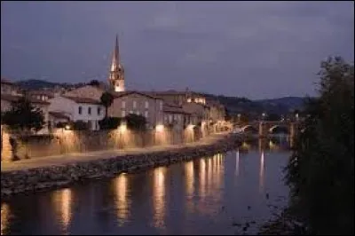 Pour commencer, nous allons chercher de la blanquette à Limoux (Aude). Comment appelle-t-on les habitants de cette ville ?