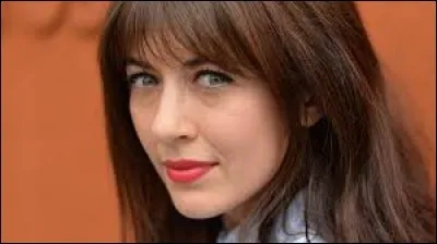 Dans son album ''Bretonne'' Nolwenn Leroy a chanté ''Suite sudarmoricaine'' , une reprise de la chanson rendue célèbre par Alan Stivell. De quoi parle cette chanson ?