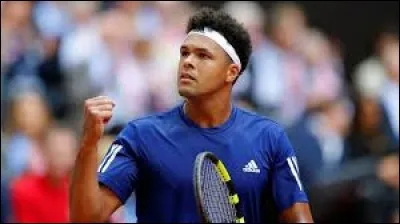 Quelle est la nationalité de Jo-Wilfried Tsonga ?