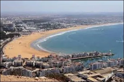 Nous partons tout de suite à Agadir. Nous serons ...