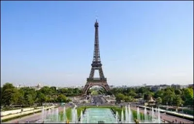 La Tour Eiffel a été construite pour l'Exposition universelle de Paris en ...