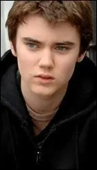 Qui est jou par Cameron Bright ?