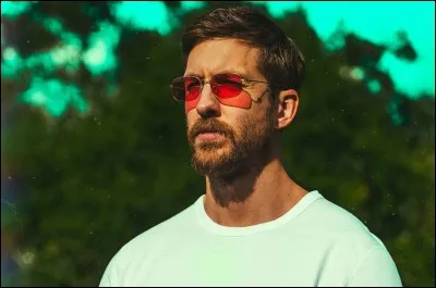 Calvin Harris a accumulé les plus gros revenus pour un DJ durant trois années de suite.