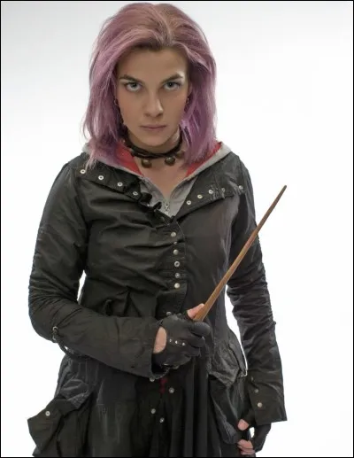 Comment se prénomme ce personnage dont le nom est Tonks ?