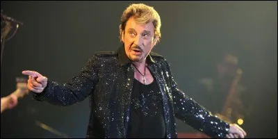 Johnny Hallyday chantait une &oelig;uvre sur la guerre intitulée...