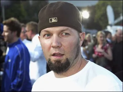 Comment se nomme le chanteur de Limp Bizkit ?