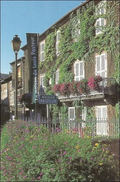 Dans quelle ville peut-on voir cette maison ?