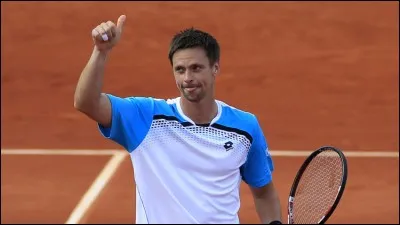 En 2009, qui a gagné la finale de Roland-Garros contre le Suédois Robin Söderling tombeur de Rafael Nadal en huitième de finale ?