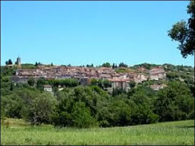 Nous commençons notre balade dominicale en région P.A.C.A., à Bagnols-en-Forêt. Ville établie sur les contreforts de l'Estérel, elle se situe dans le département ...