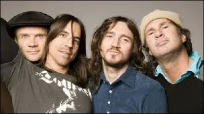 ''Snow (Hey Oh)'' est une chanson des Californiens, les Red Hot Chili Peppers. Quel lieu ne se trouve PAS dans l'État dont ce groupe est originaire ?