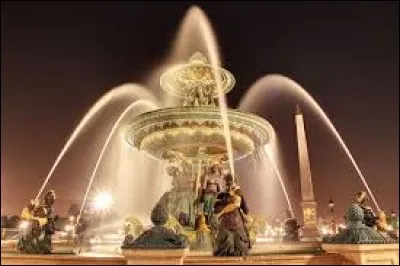 Elle a été inaugurée en 1840 sur la place de la Concorde, elle célèbre la navigation avec des figures assises représentant le Rhin et le Rhône, la moisson et la vendange, les récoltes de fleurs, de raisins et de blé :