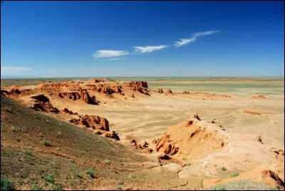 La superficie du désert de Gobi par rapport à celle du désert du Namib...