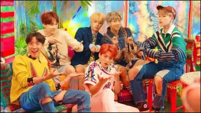 Question spéciale BTS.
 Choisis, parmi ces chansons, celle qui a bien été chantée par BTS.