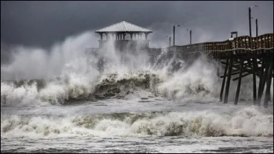 Quel nom a été donné à l'ouragan qui a frappé la Caroline du Nord en septembre 2018 ?