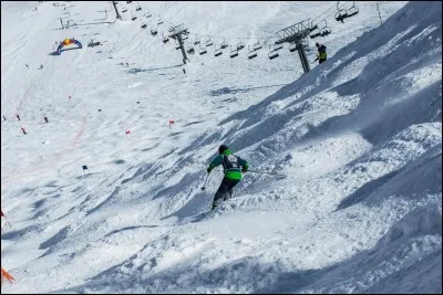 Commençons doucement, tout d'abord, j'aimerais connaître la capitale de la Suisse.