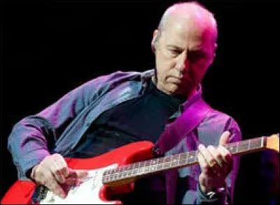 Marc Knopfler sort en solo ''Sailing to Philadelphia'' où figure le titre ''What It Is''. De quel groupe était-il le leader ?