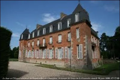 Nous commençons cette balade au château de Bonneville de Chamblac. Nous sommes en Normandie, dans le département ...