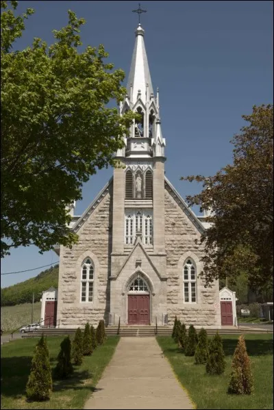 Transforme ''church'' au pluriel.