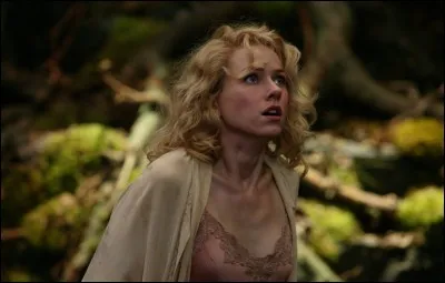 Dans quel film peut-on voir Naomi Watts ainsi ?