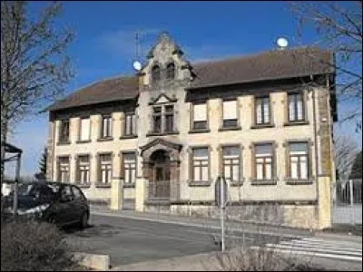 Village Mosellan, dans le Saulnois, Bénestroff se situe dans l'ancienne région ...