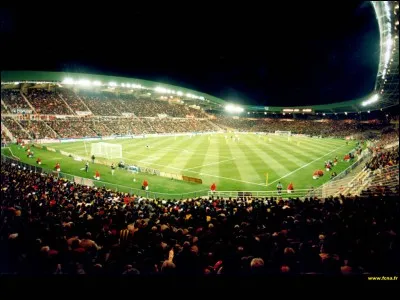 Où se trouve ce stade ?