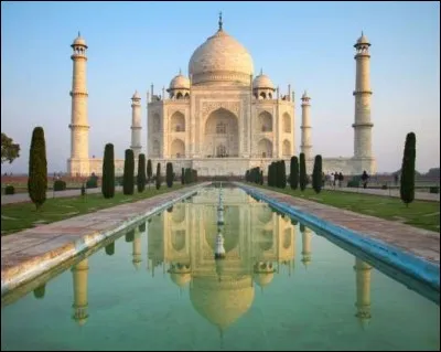 Où se trouve le Taj Mahal ?