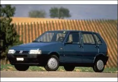 Je suis italienne et j'ai été élue voiture de l'année en 1984. Je suis la ...