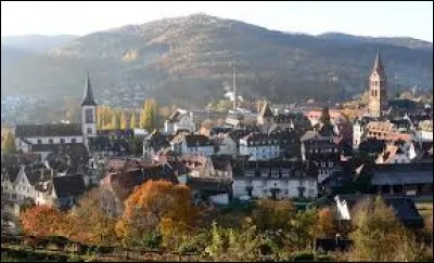 Dans quel département lorrain se situe le village de Munster ?