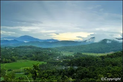 Sur quel continent se situe le Vietnam ?