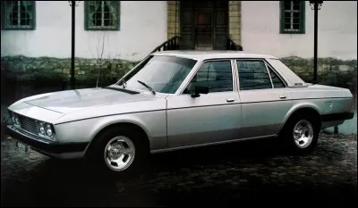 Je vous présente la Monteverdi Sierra. Cette voiture se classe dans le même catégorie que les Facel Vega ou les Mercedes de son temps. De quel pays est originaire Monteverdi ?