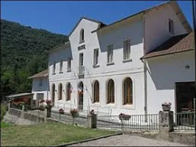 Cette semaine, notre balade commence en Occitanie, à Albiès. Village au pied du plateau de Beille, il se situe dans le département ...