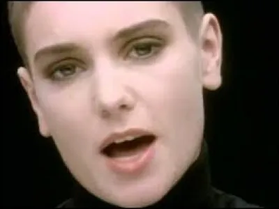 Quel guitariste surnommé le Kid de Minneapolis a écrit ''Nothing Compares 2 U'' que Sinéad O'connor a repris avec succès ?