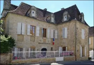 Village Lotois, Cazals se situe dans l'ancienne région ...