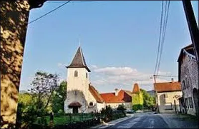 Nous commençons notre balade en Bourgogne-Franche-Comté, à Aiglepierre. Nous sommes dans le département ...