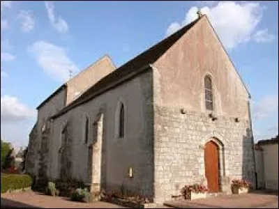 Notre balade commence dans le Centre-Val-de-Loire, à Audeville. Commune de la région agricole de la Beauce riche, elle se situe dans le département ...