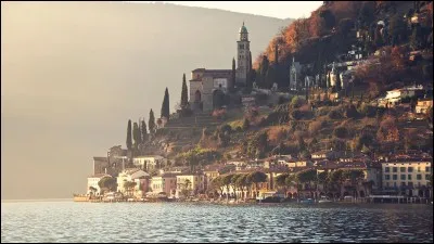 Lugano est une ville de Suisse.