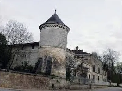 Je vous propose de commencer aujourd'hui notre balade dans la Marne, à Ablancourt. Nous sommes en région ...