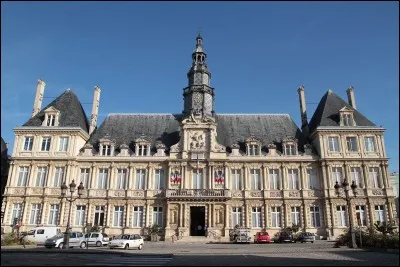 Quel est le surnom de la ville de Reims ?