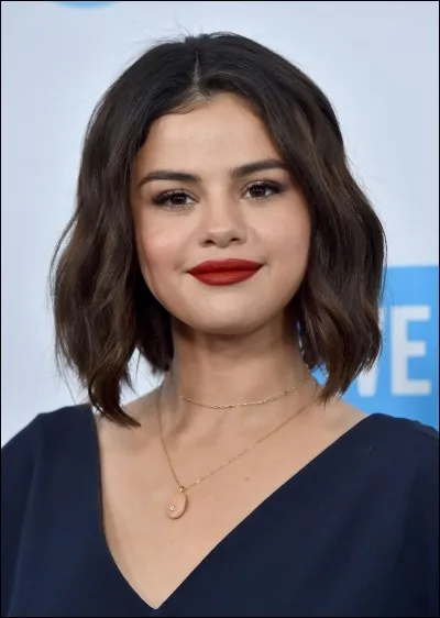 Quel est le nom complet de Selena ?