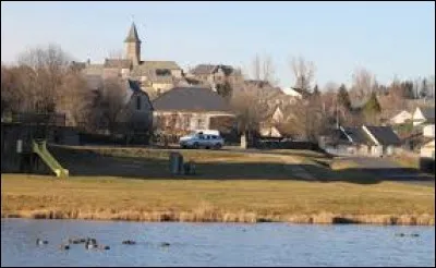 Aujourd'hui, notre balade commence en Occitanie, à Cantoin. C'est un village de l'arrondissement de Rodez situé dans le département ...