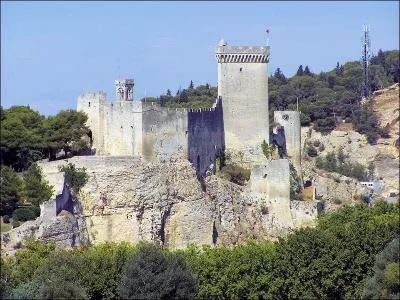 O se trouve Beaucaire ?