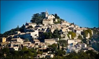 Nous commençons notre balade dominicale en région P.A.C.A., à Bonnieux. Village perché, sur le versant nord du massif du Luberon, il se situe dans le département ...