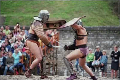 Original, le festival "Brot und Spiele" honore le passé romain d'Augusta Treverorum, plus vieille ville du pays ! Mais que signifie ce nom ? Et celui de la cité aujourd'hui ?