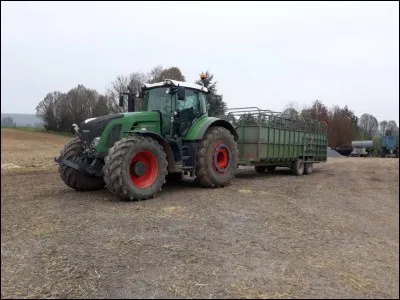 Quelle est la marque pour ce tracteur ?