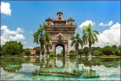 Vientiane est la capitale de quel pays ?