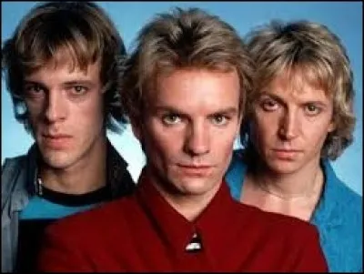 ''Message in a Bottle'' est un titre du groupe Police. Quel chanteur parlait de messages pris dans leurs vaisseaux de verre dans ''Tous les cris les SOS'' ?