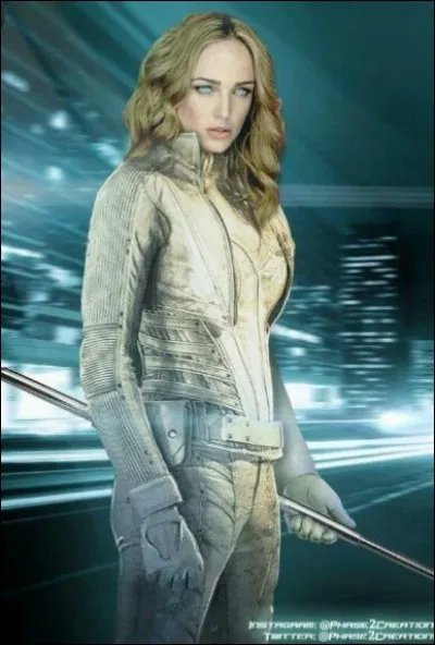 Quel est le nom de super héros de Sara Lance ?