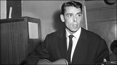 Complétez le premier vers de "La Chanson des vieux amants" interprétée par Jacques Brel : "Bien sûr nous eûmes des